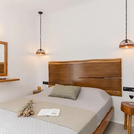 Sunshine Naxos * Pláka